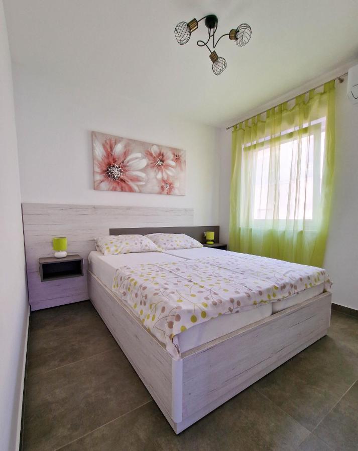 Villa Poseidon Novalja Exteriér fotografie