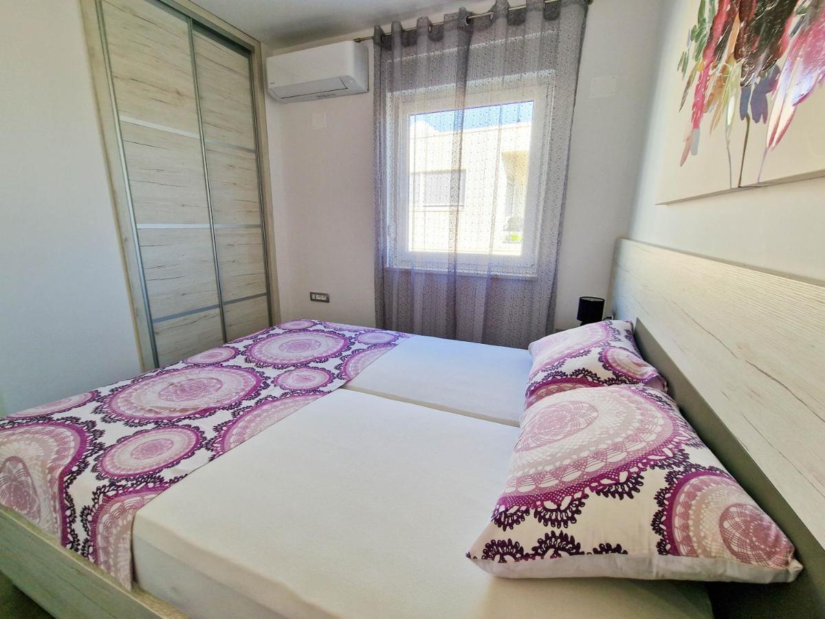 Villa Poseidon Novalja Exteriér fotografie